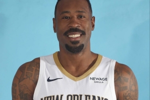 小乔丹战旧主！鹈鹕vs掘金首发：约基奇领衔 锡安&穆雷&戈登出战