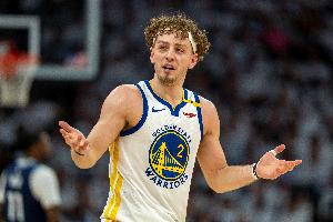 科尔：最后时刻的执行力浪费了年轻人建立起的优势 波杰&穆迪很棒