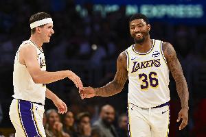 斯玛特：队友们肯定会拿我的犯的错误开玩笑  这情况绝不会再发生